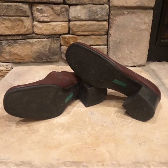 Thom McAn Block Heel Slip-On Shoes • Size 6.5 W - Picture 6 of 7